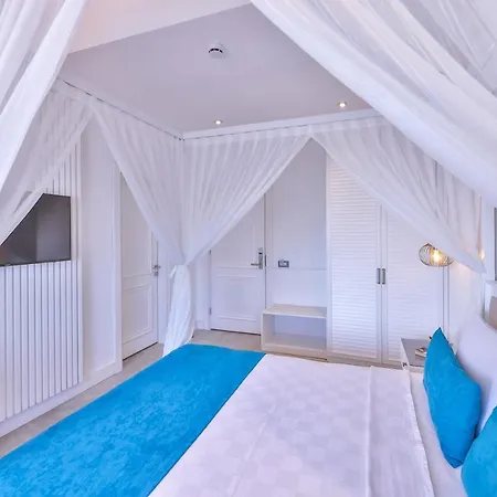 Jasmine Otel *